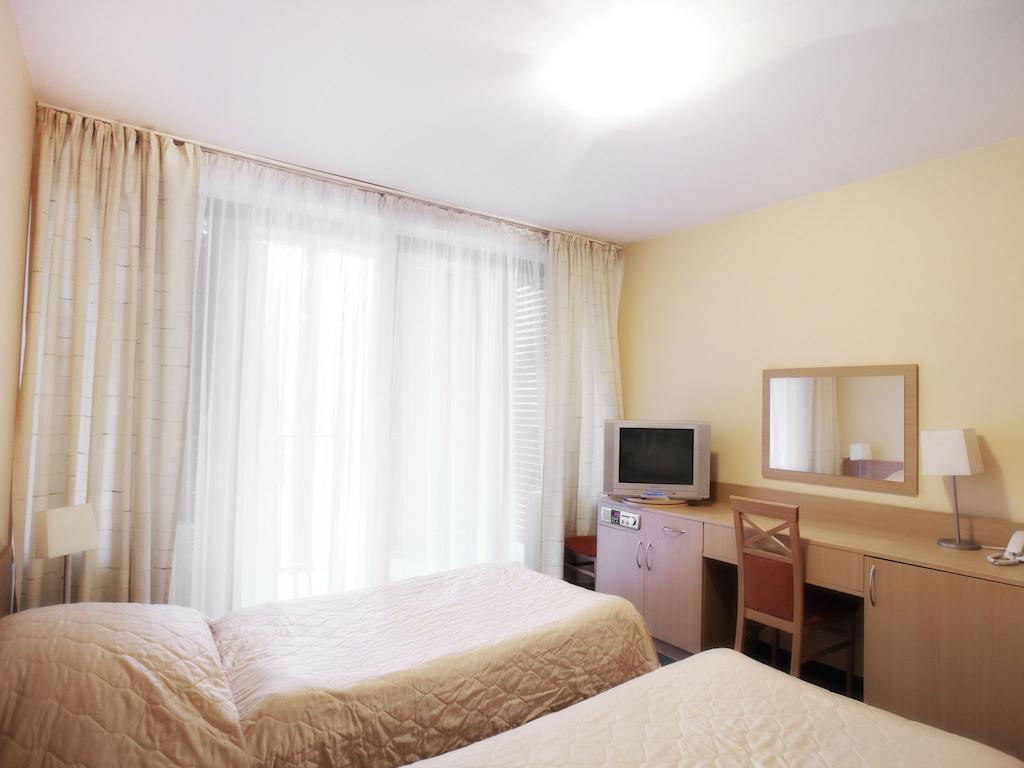 Apartamenty Jesienna Rezydencja Nałęczów Chambre photo